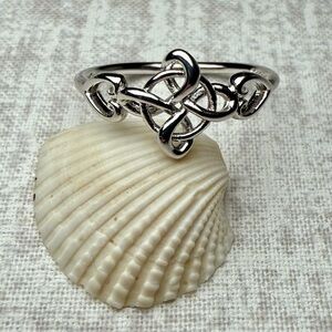 NWT Sterling Silver Celtic Knot Ring, Size 6